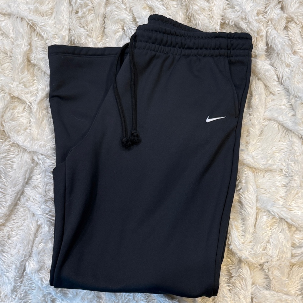 Nike Therma-Fit Black Joggers XL